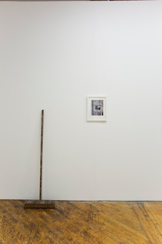 Alex Fischer, Bending Towards the Sun YYZ 06 documentation, 2019